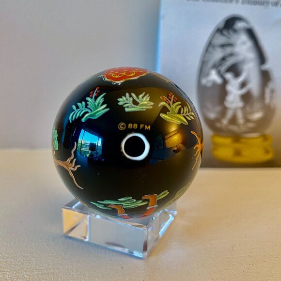 Vintage Lacquer Style Franklin Mint Egg - Picture 5 of 7